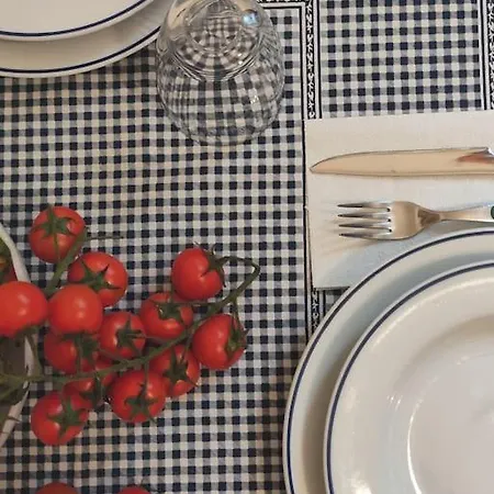 Rustico Con Giardino E Parcheggio Gratuito Appartamento Imperia