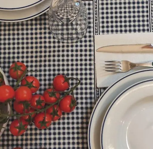 Rustico Con Giardino E Parcheggio Gratuito Lägenhet Imperia