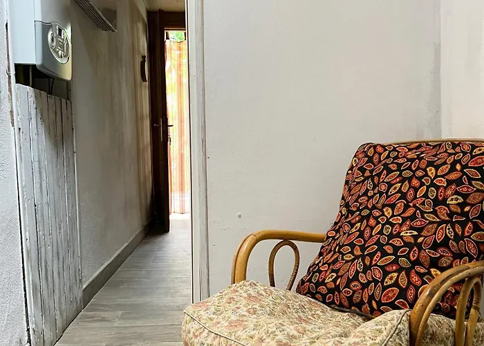 Rustico Con Giardino E Parcheggio Gratuito