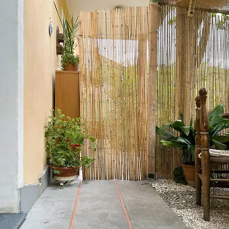 Апартаменты Rustico Con Giardino E Parcheggio Gratuito Империя